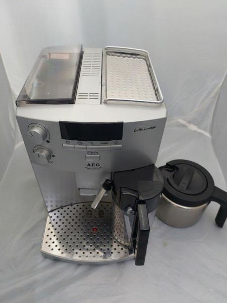 AEG 6600 Cafe Grande /Thermoskanne / Milchkanne