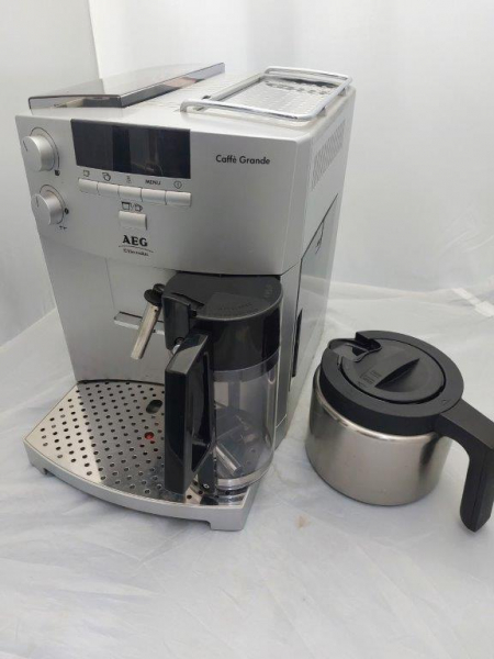 AEG 6600 Cafe Grande /Thermoskanne / Milchkanne