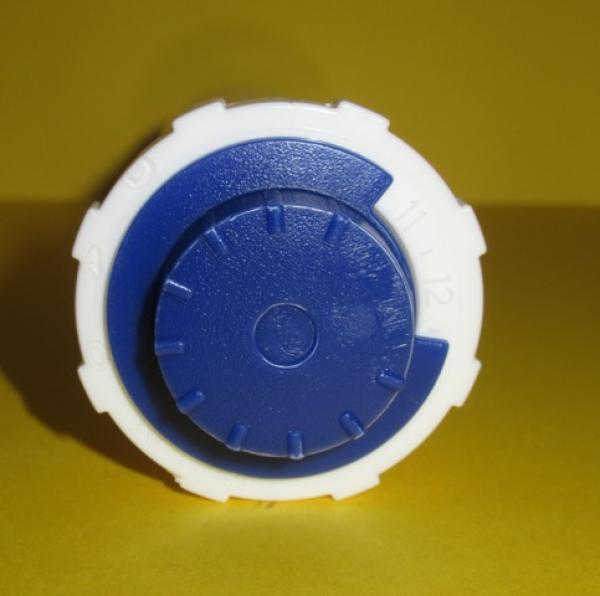 1 Wasserfilter Patrone (schraubbar) kompatibel mit AEG, Bosch, Krups, Siemens, etc. + 5 Reinigungstabs